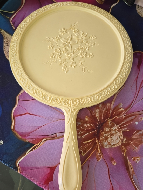 Home Interiors Other - Syroco For Home Interiors Vintage Style Floral Hand Mirror in Pale Yellow